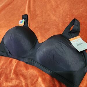 Warners Wireless Bra Size 3XL Black Lightly Lined Comfortable